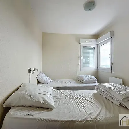 Le Petit Golf - Balcon, A 50m *